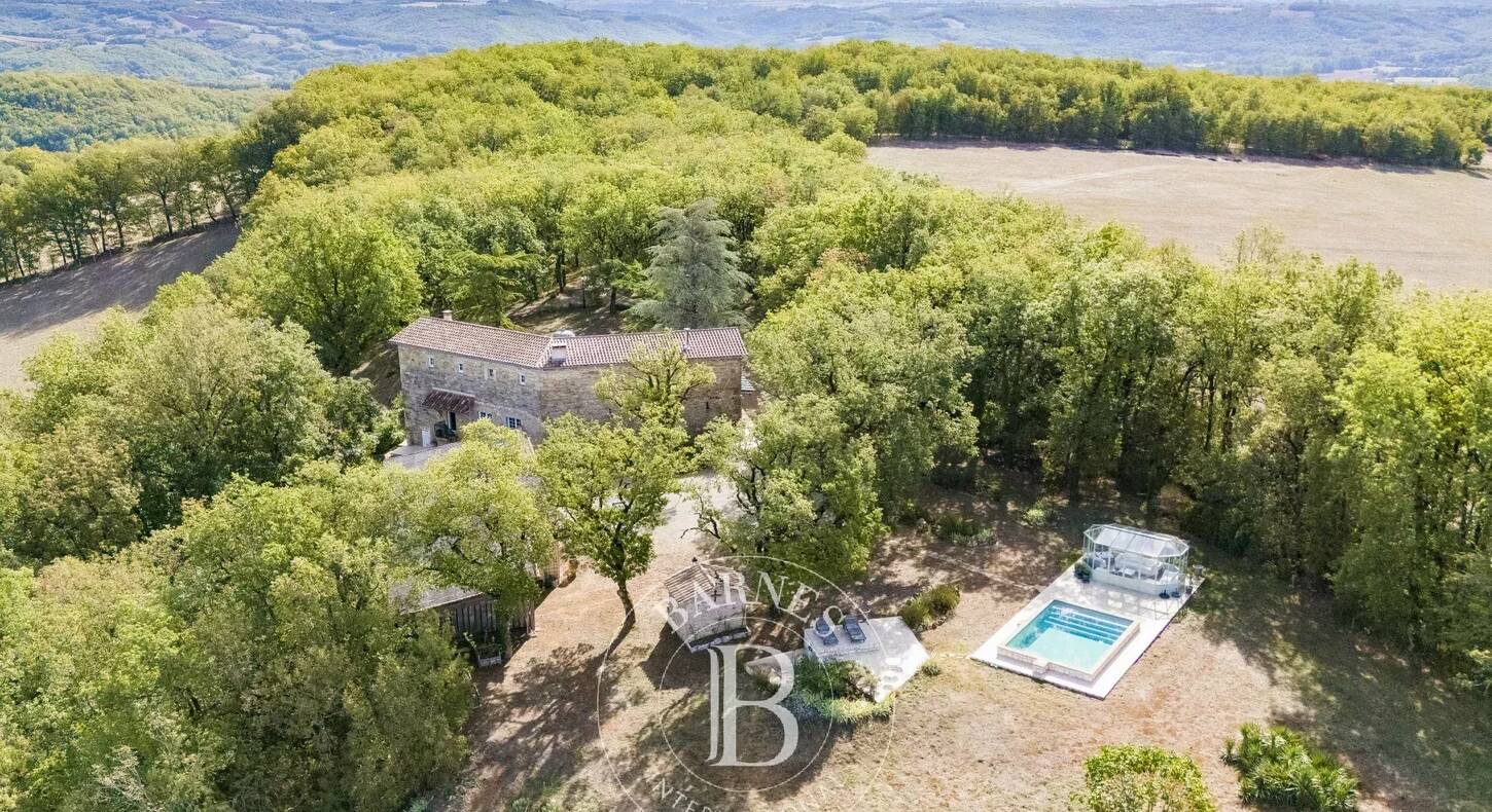 Show - BARNES Agency, luxury real estate in Toulouse