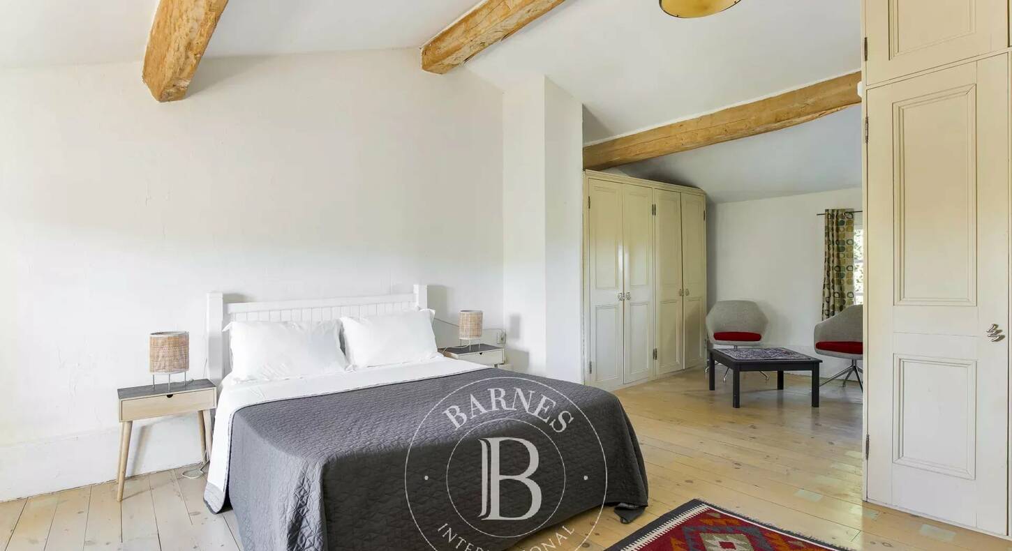 Show - BARNES Toulouse - Immobilier de luxe, appartements et maisons de prestige à Toulouse