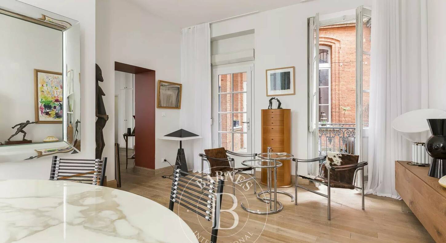 Show - BARNES Toulouse - Immobilier de luxe, appartements et maisons de prestige à Toulouse