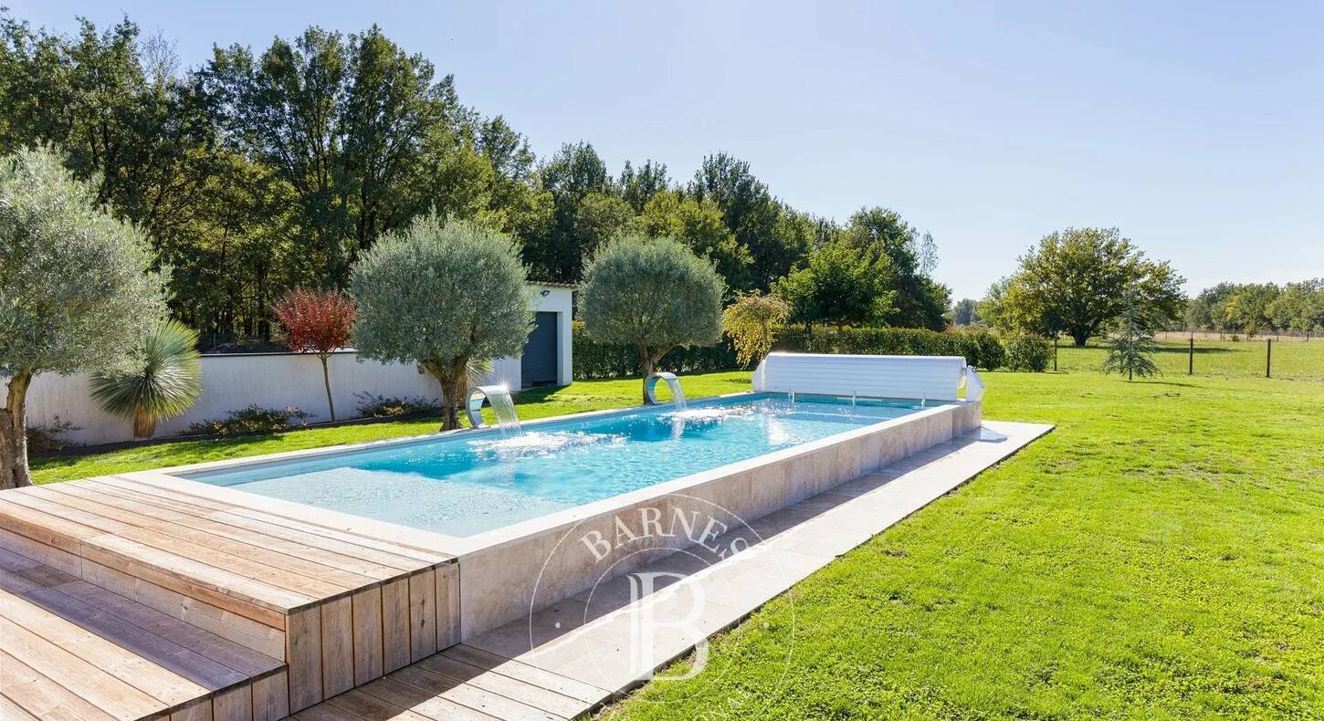 Show - BARNES Toulouse - Immobilier de luxe, appartements et maisons de prestige à Toulouse