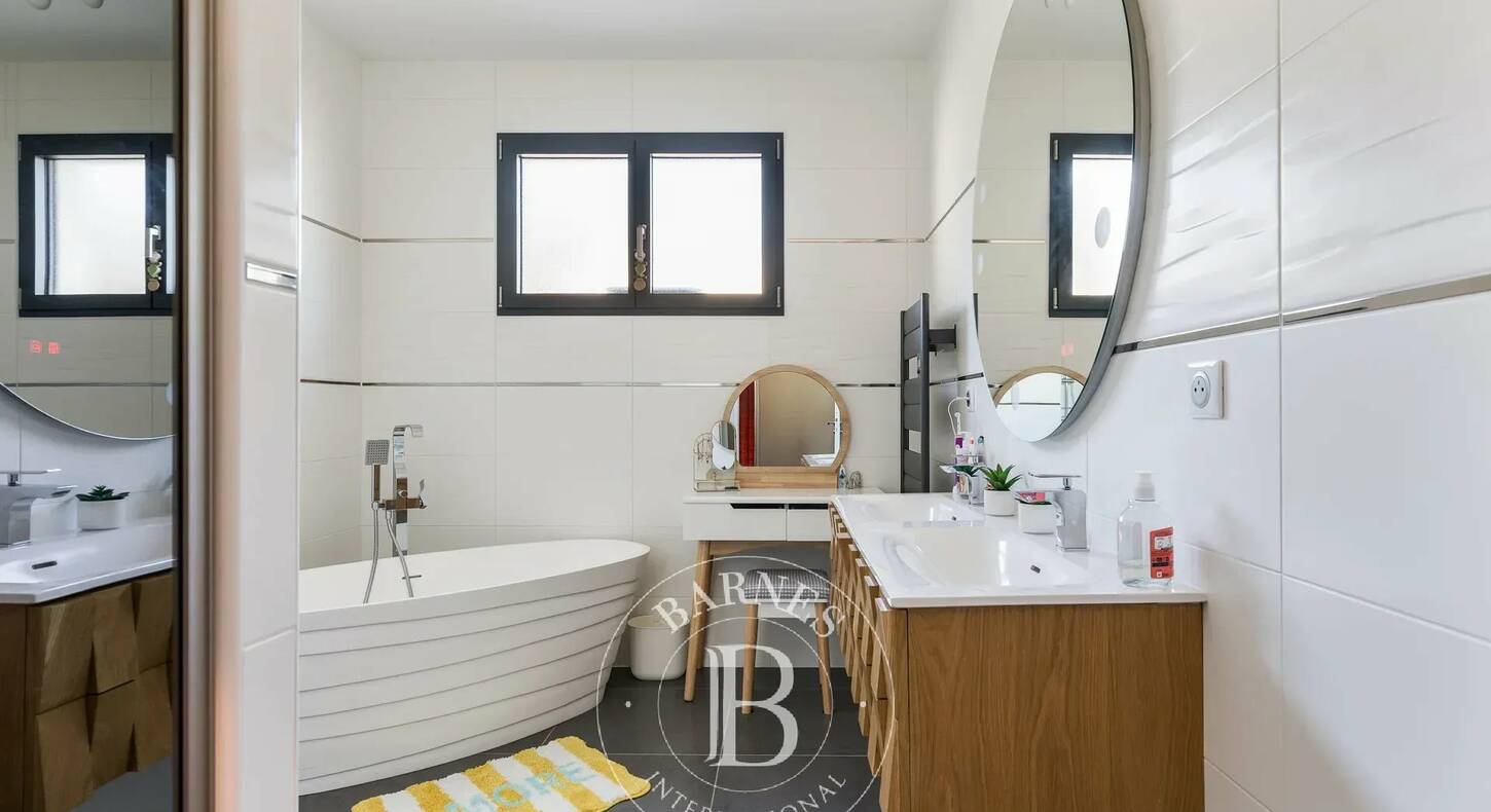 Show - BARNES Toulouse - Immobilier de luxe, appartements et maisons de prestige à Toulouse