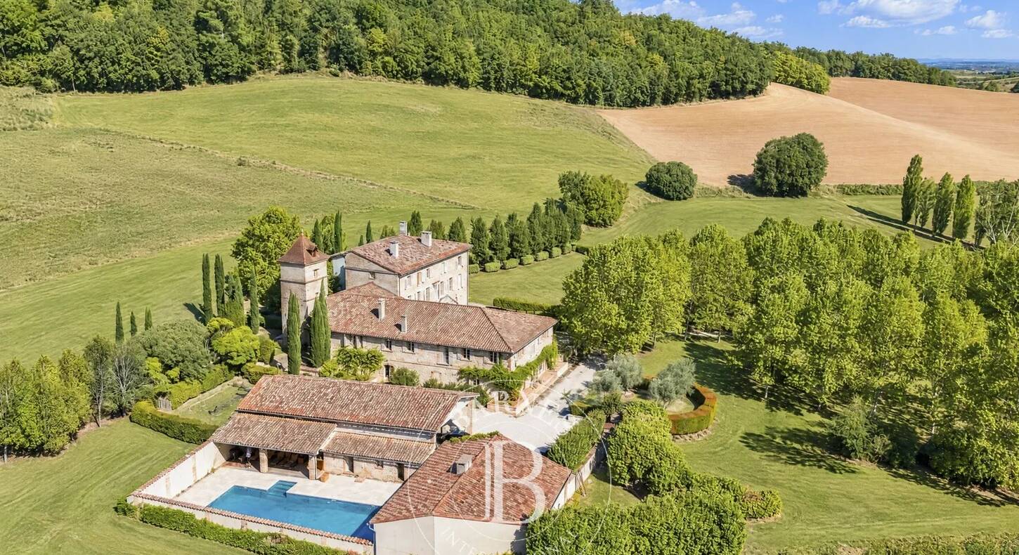 Show - BARNES Agency, luxury real estate in Toulouse