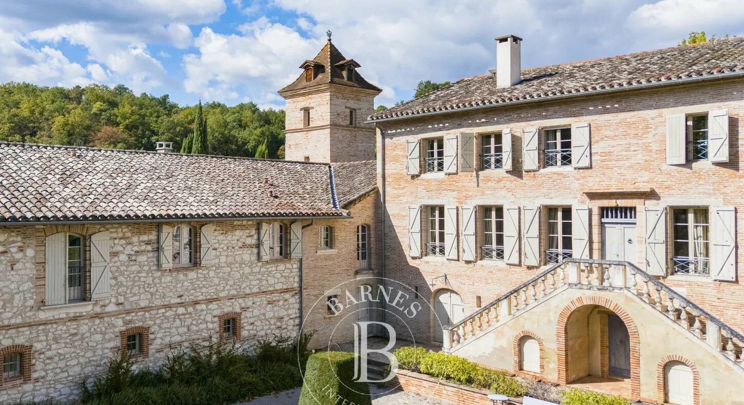 Show - BARNES Agency, luxury real estate in Toulouse