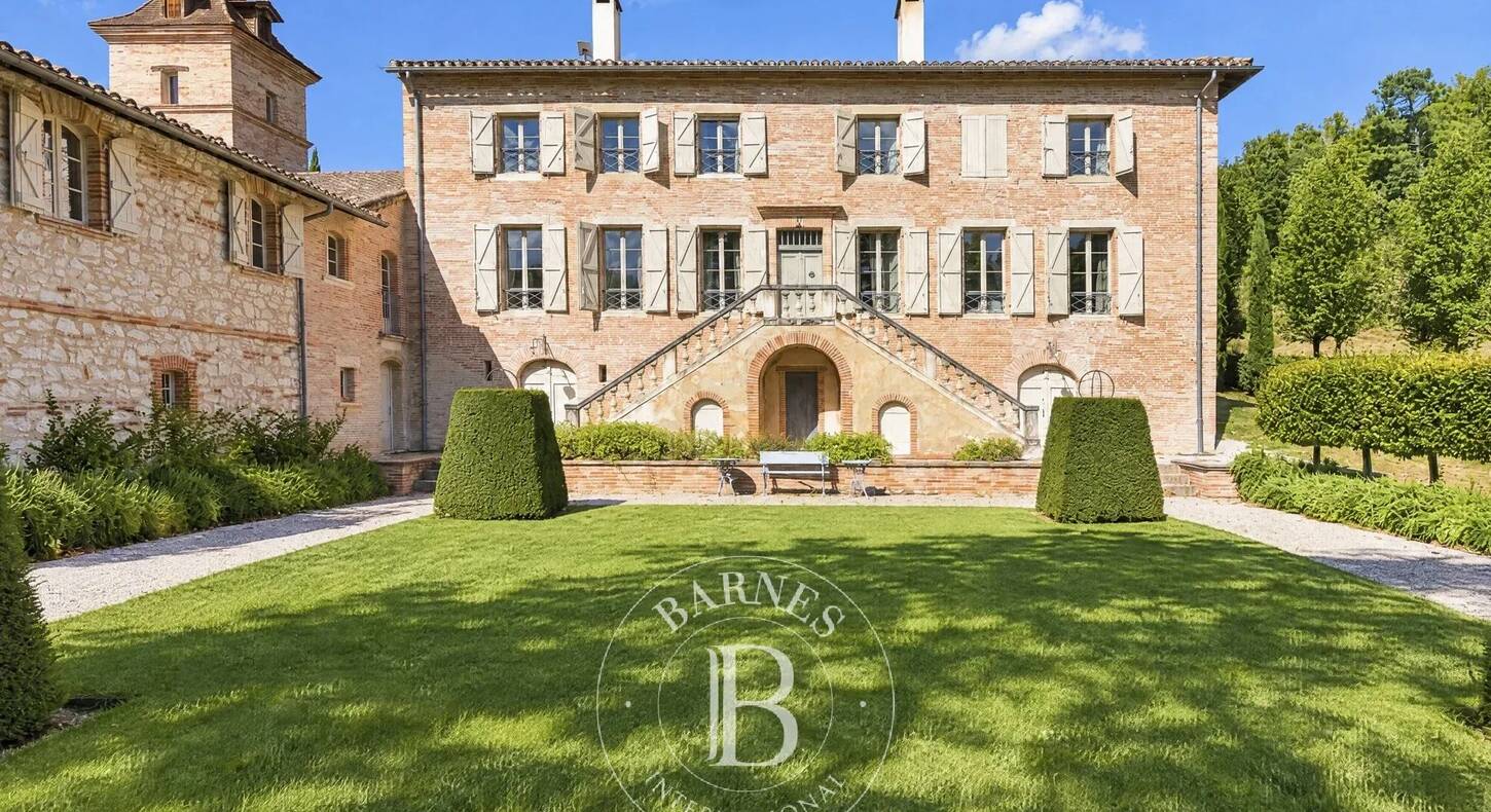 Show - BARNES Toulouse - Immobilier de luxe, appartements et maisons de prestige à Toulouse