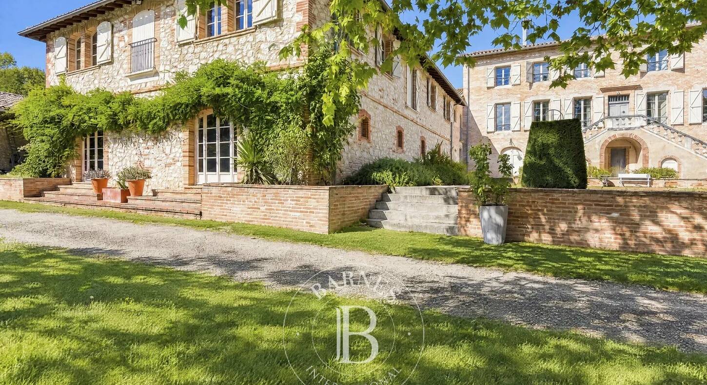 Show - BARNES Toulouse - Immobilier de luxe, appartements et maisons de prestige à Toulouse