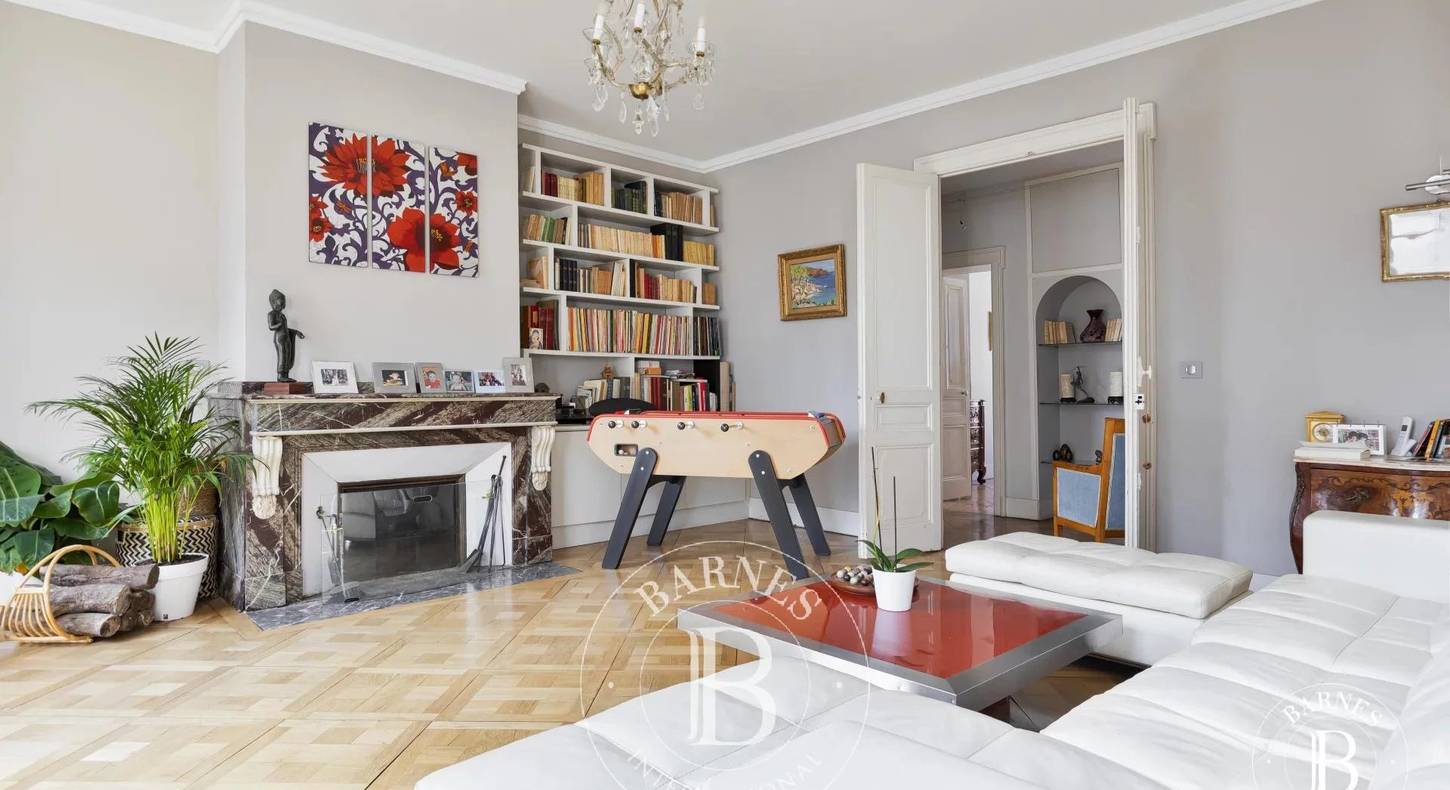 Show - BARNES Toulouse - Immobilier de luxe, appartements et maisons de prestige à Toulouse