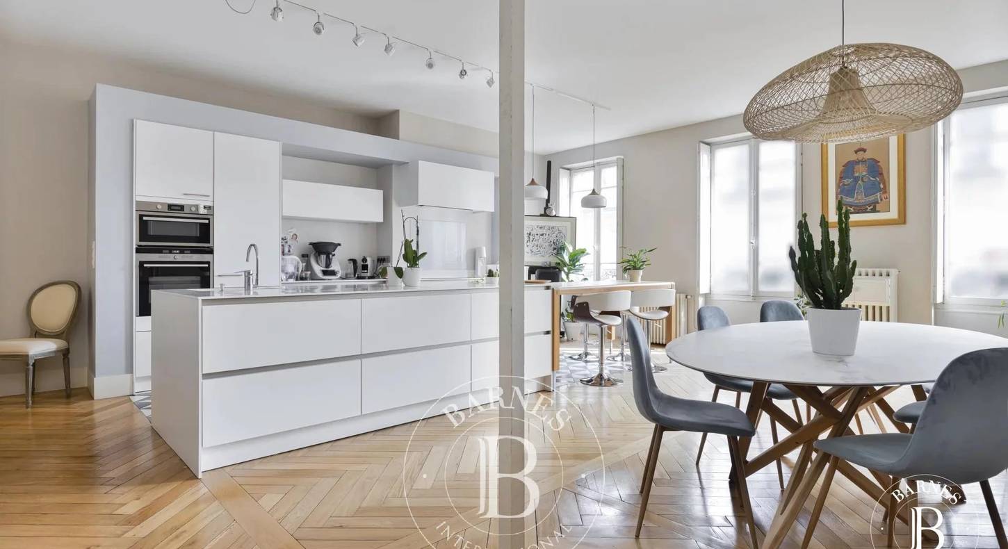Show - BARNES Toulouse - Immobilier de luxe, appartements et maisons de prestige à Toulouse