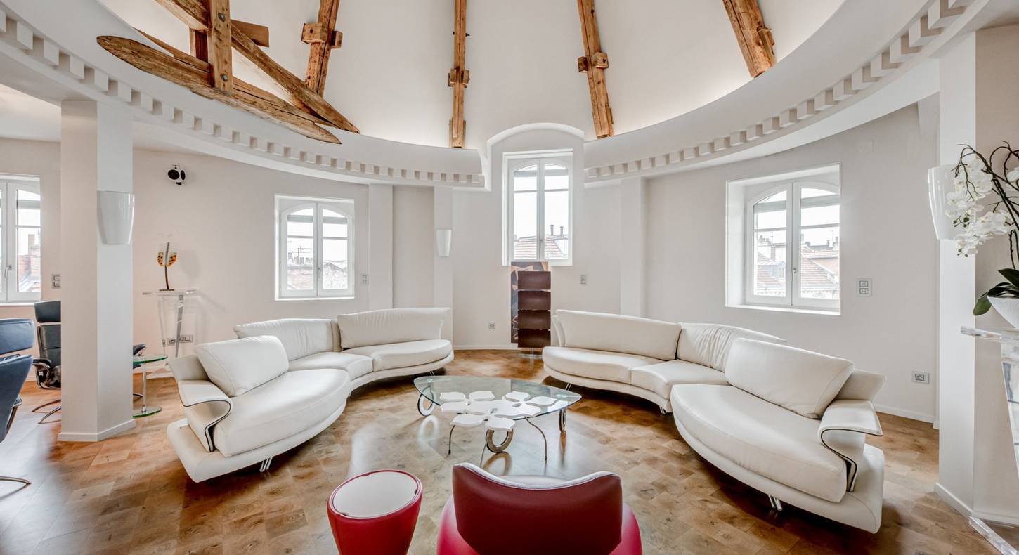 Show - BARNES Toulouse - Immobilier de luxe, appartements et maisons de prestige à Toulouse