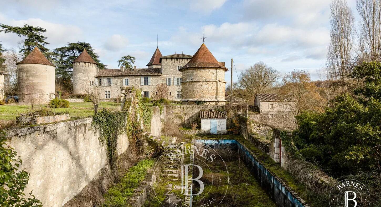 Show - BARNES Toulouse - Immobilier de luxe, appartements et maisons de prestige à Toulouse