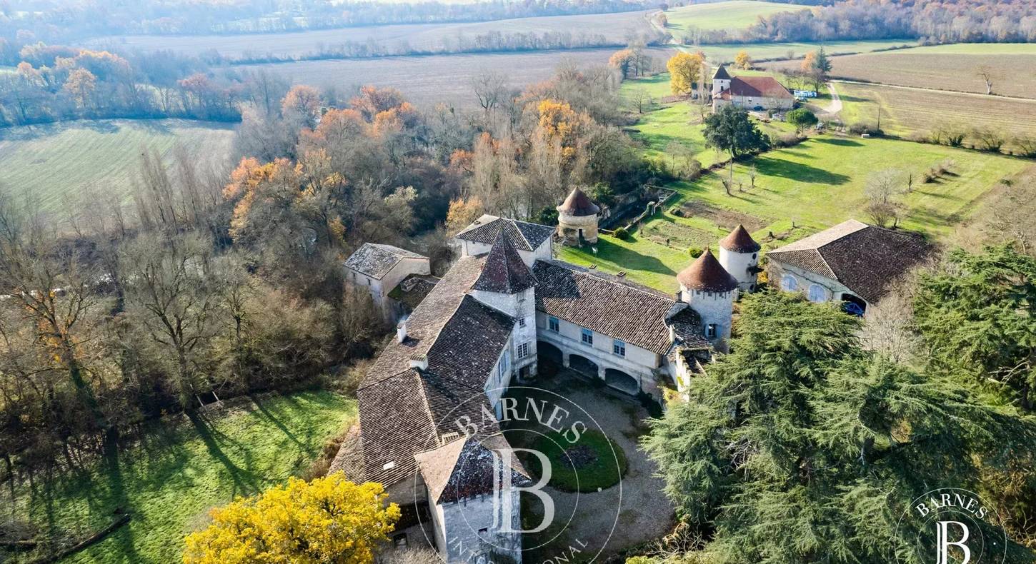 Show - BARNES Agency, luxury real estate in Toulouse