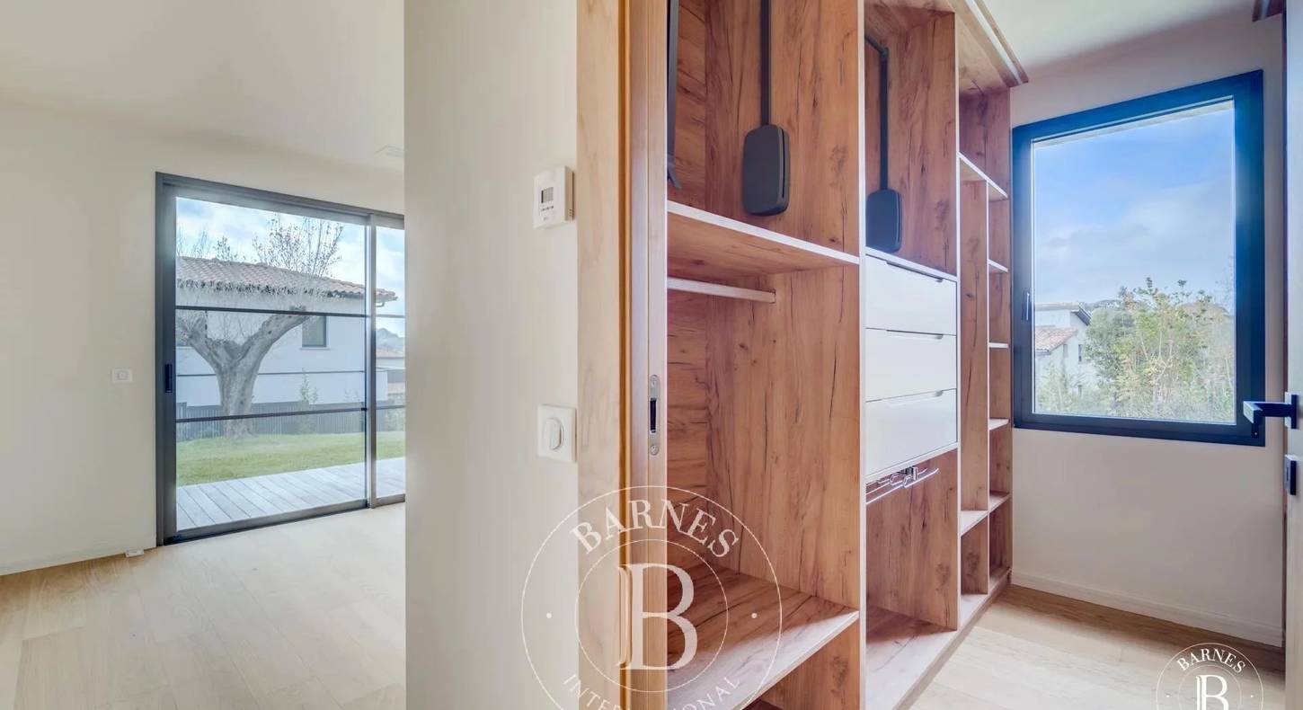 Show - BARNES Toulouse - Immobilier de luxe, appartements et maisons de prestige à Toulouse