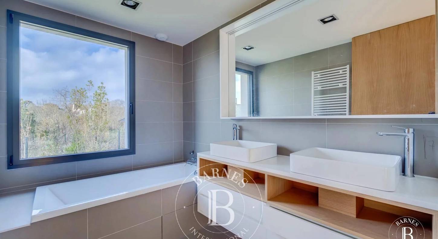 Show - BARNES Toulouse - Immobilier de luxe, appartements et maisons de prestige à Toulouse