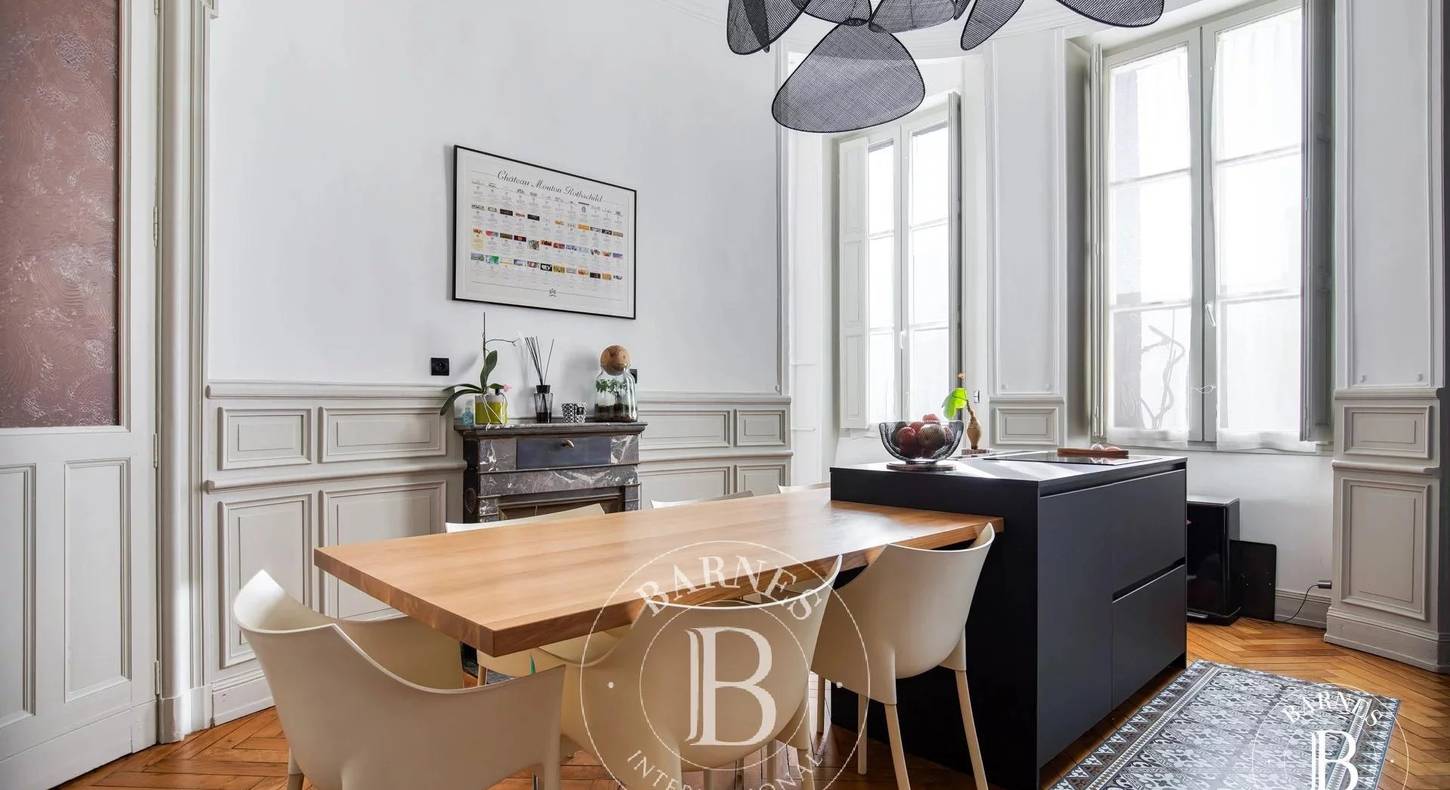Show - BARNES Agency, luxury real estate in Toulouse
