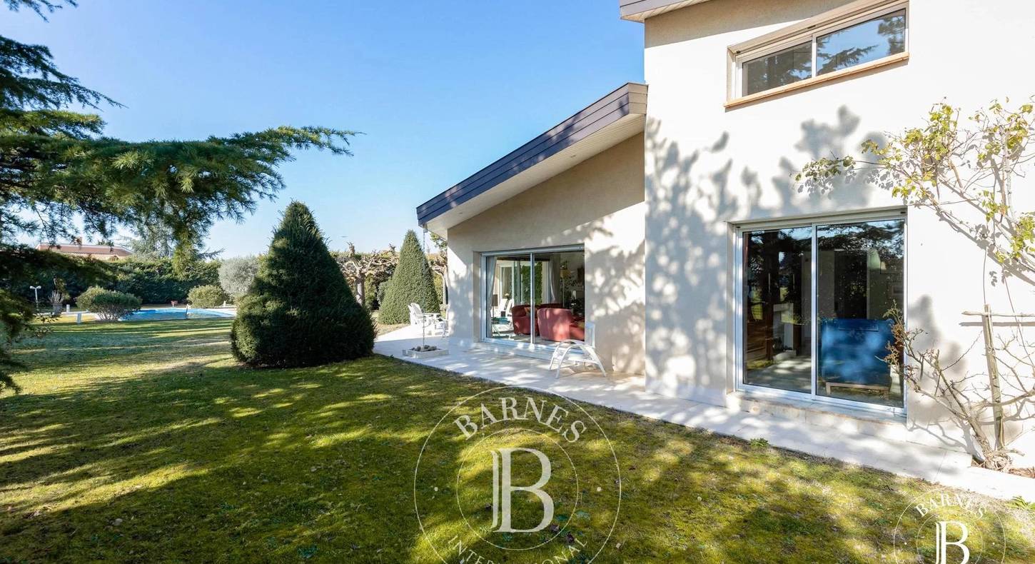 Show - BARNES Toulouse - Immobilier de luxe, appartements et maisons de prestige à Toulouse