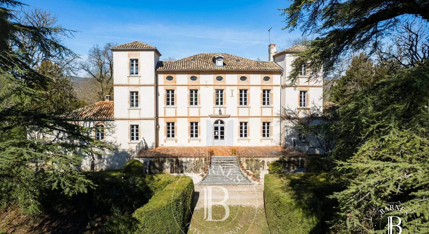 Show - BARNES Toulouse - Immobilier de luxe, appartements et maisons de prestige à Toulouse