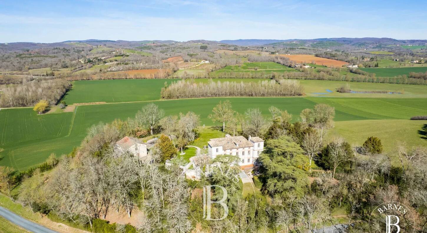Show - BARNES Toulouse - Immobilier de luxe, appartements et maisons de prestige à Toulouse