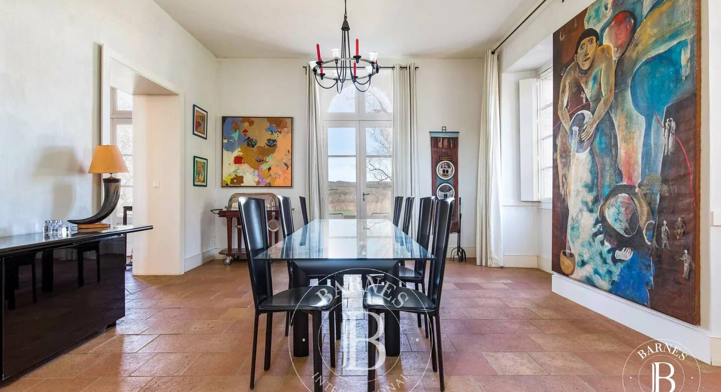 Show - BARNES Toulouse - Immobilier de luxe, appartements et maisons de prestige à Toulouse