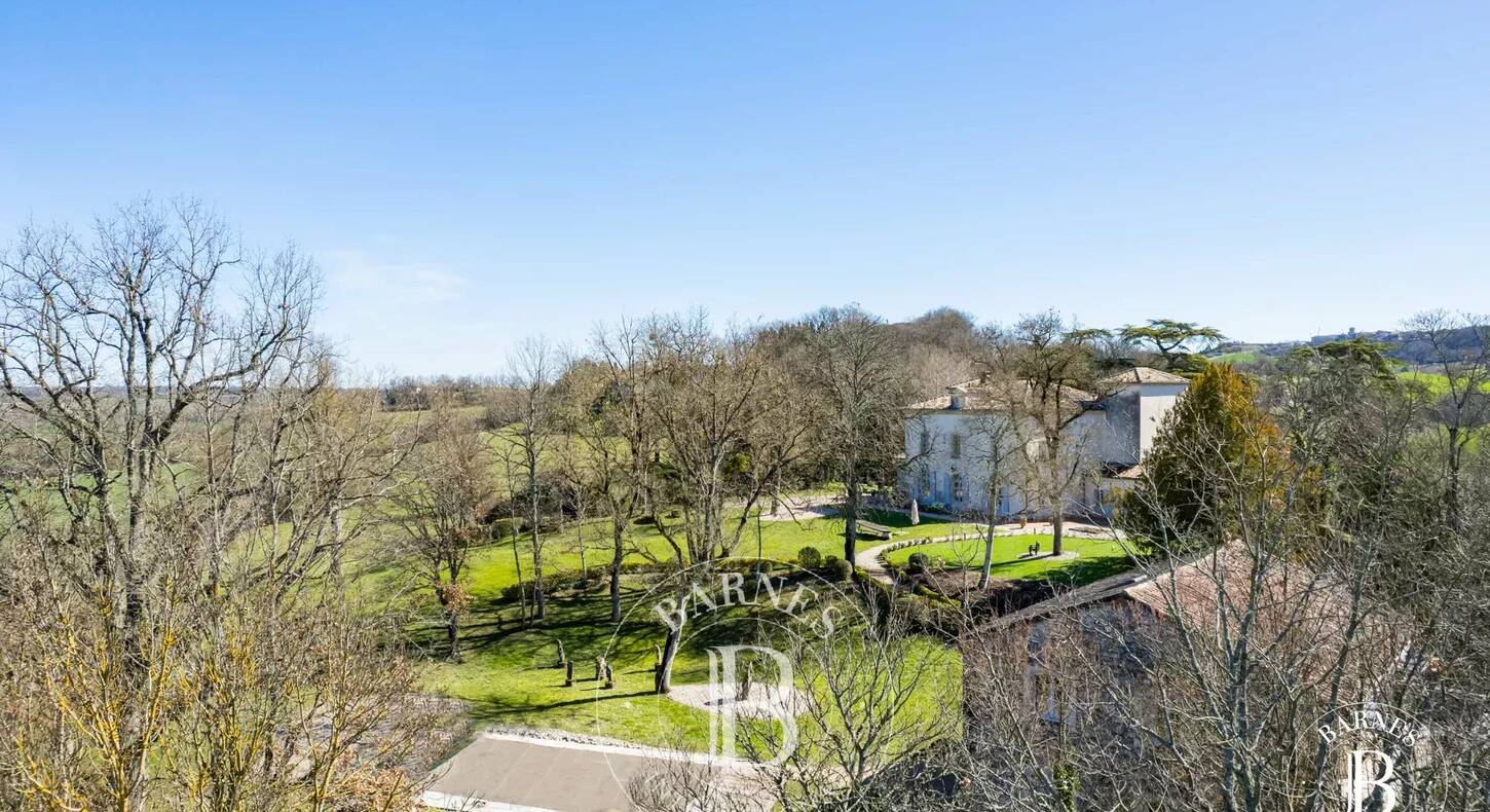 Show - BARNES Toulouse - Immobilier de luxe, appartements et maisons de prestige à Toulouse