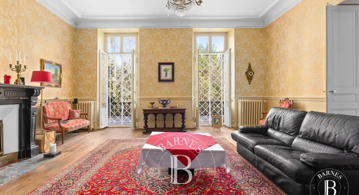 Show - BARNES Toulouse - Immobilier de luxe, appartements et maisons de prestige à Toulouse