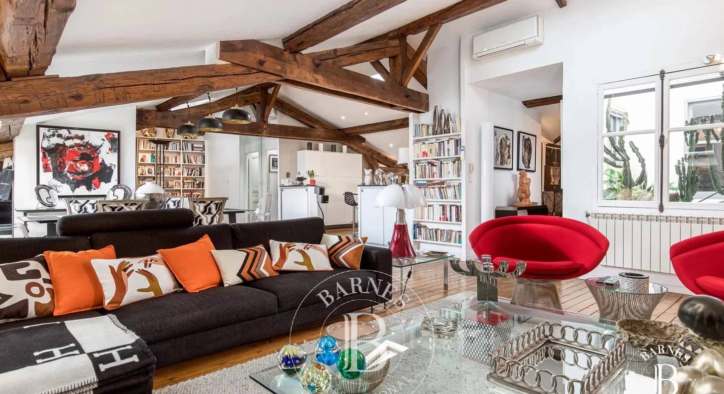 Show - BARNES Toulouse - Immobilier de luxe, appartements et maisons de prestige à Toulouse