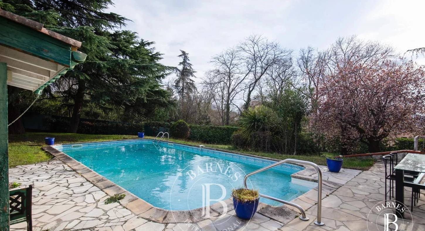 Show - BARNES Toulouse - Immobilier de luxe, appartements et maisons de prestige à Toulouse