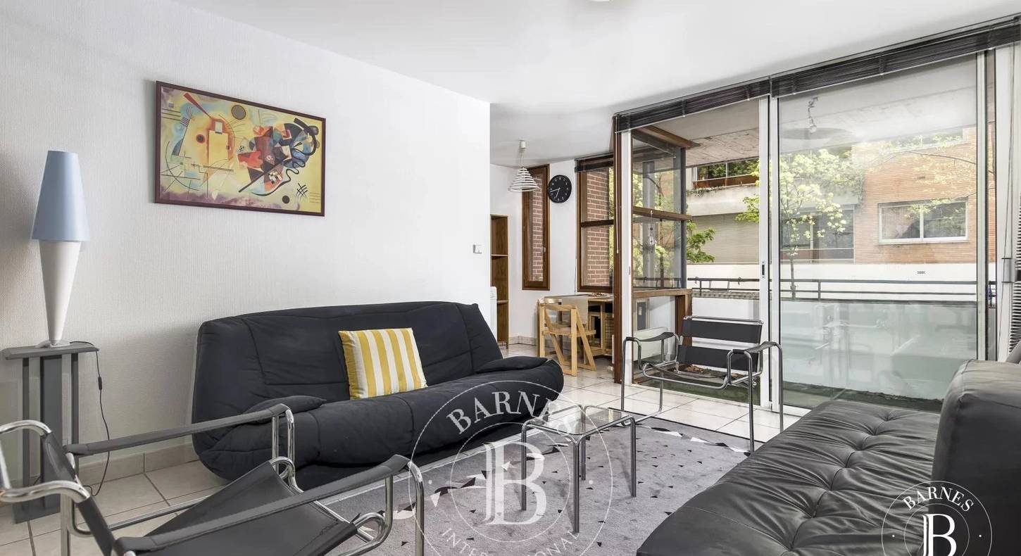 Show - BARNES Agency, luxury real estate in Toulouse