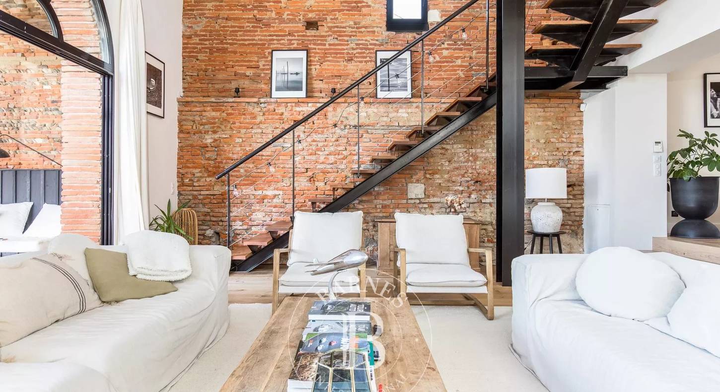 Show - BARNES Toulouse - Immobilier de luxe, appartements et maisons de prestige à Toulouse