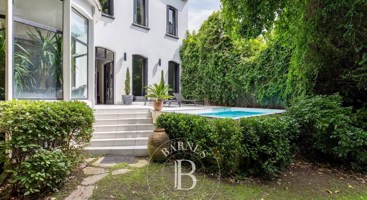 Show - BARNES Toulouse - Immobilier de luxe, appartements et maisons de prestige à Toulouse