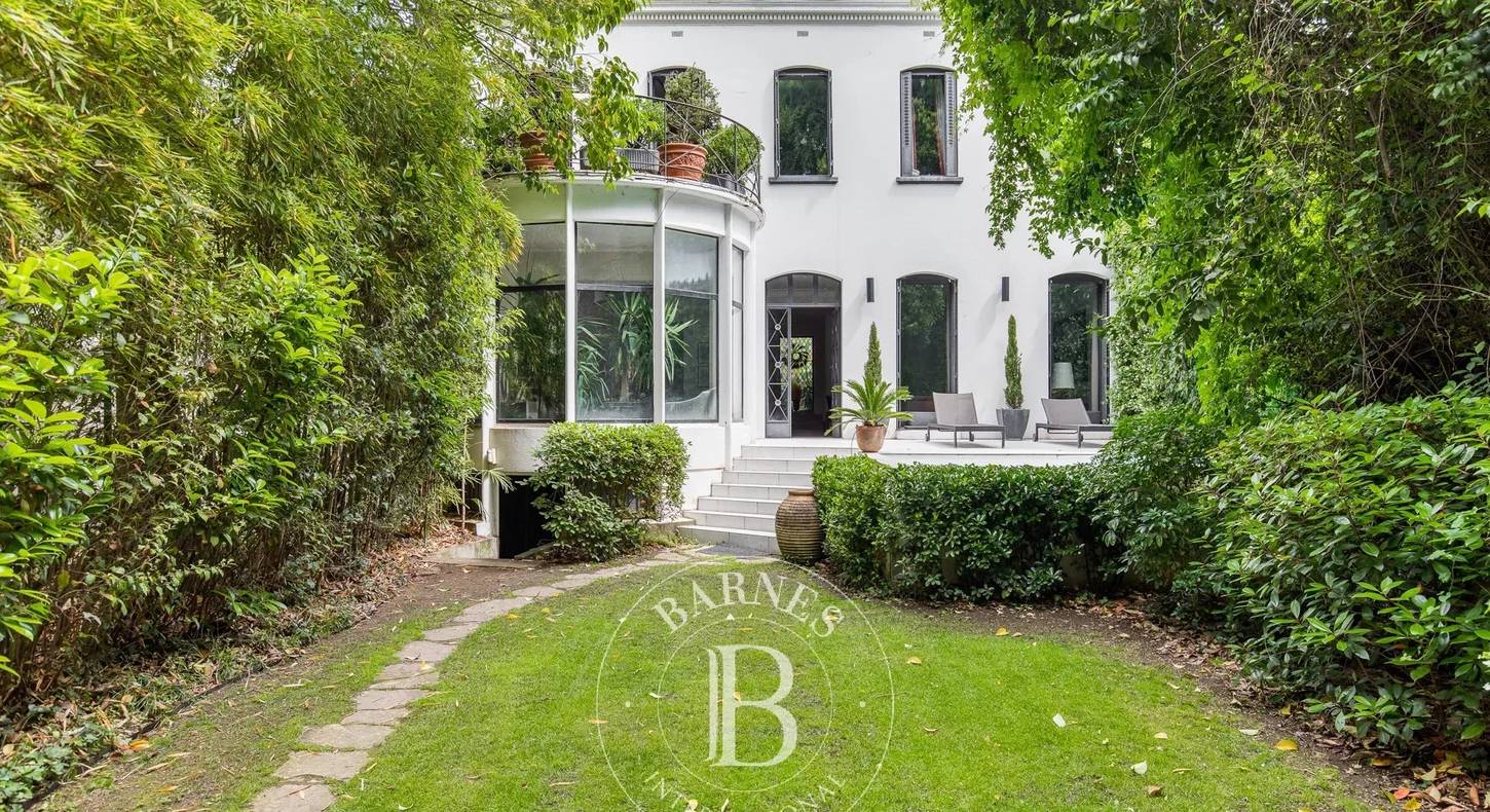 Show - BARNES Toulouse - Immobilier de luxe, appartements et maisons de prestige à Toulouse