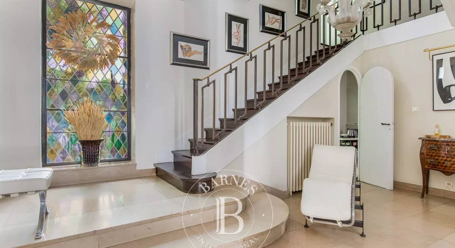 Show - BARNES Toulouse - Immobilier de luxe, appartements et maisons de prestige à Toulouse