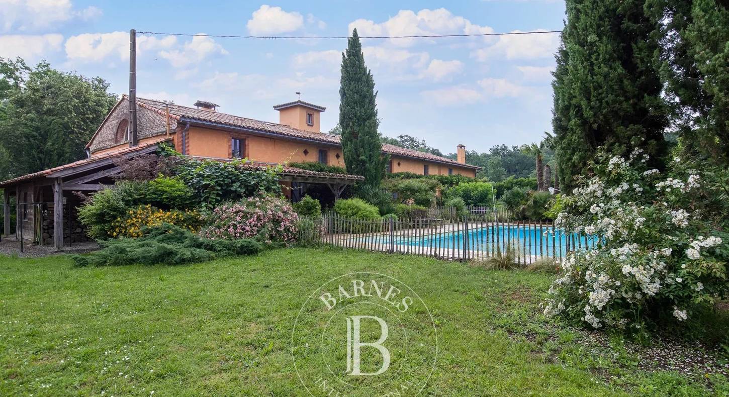 Show - BARNES Toulouse - Immobilier de luxe, appartements et maisons de prestige à Toulouse