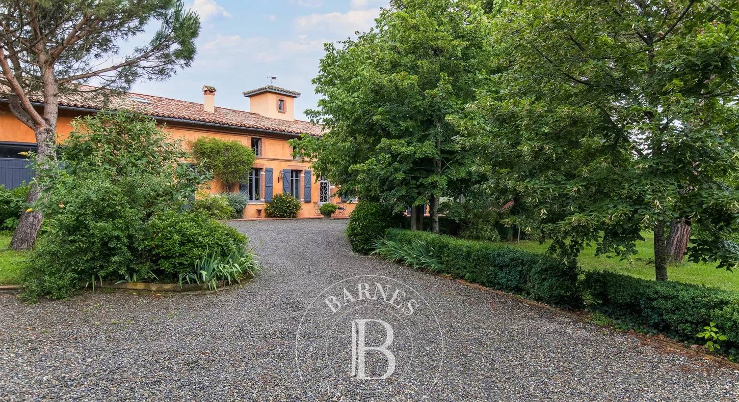 Show - BARNES Toulouse - Immobilier de luxe, appartements et maisons de prestige à Toulouse