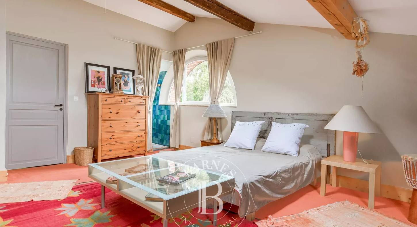 Show - BARNES Toulouse - Immobilier de luxe, appartements et maisons de prestige à Toulouse