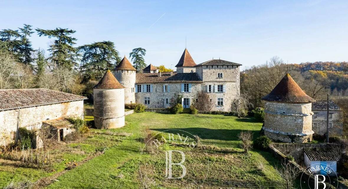 Show detail - BARNES Toulouse - Immobilier de luxe, appartements et maisons de prestige à Toulouse